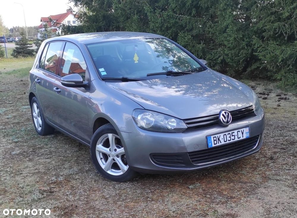 Volkswagen Golf - 1