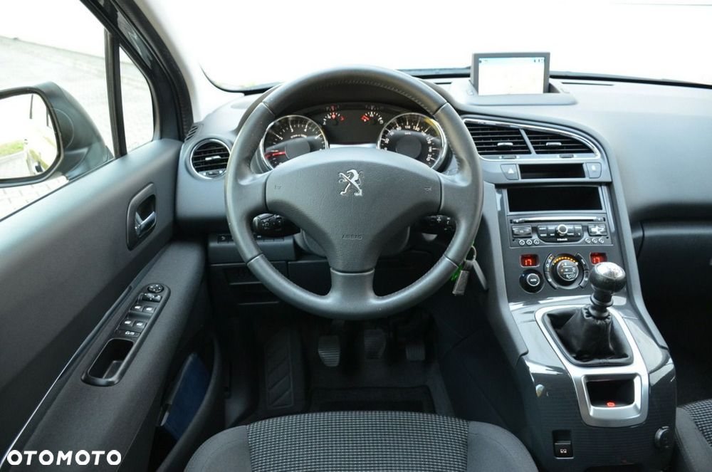 Peugeot 5008 - 31