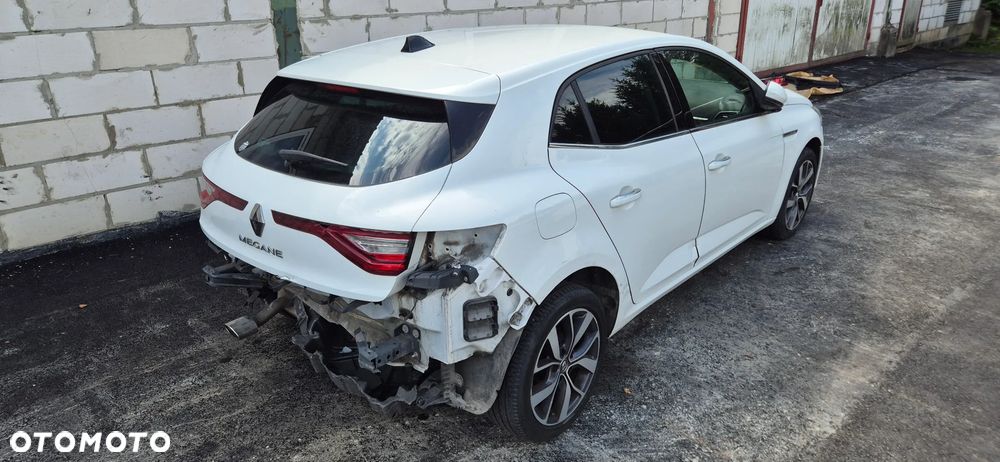 Renault Megane 1.5 dCi Limited EDC EU6 - 10