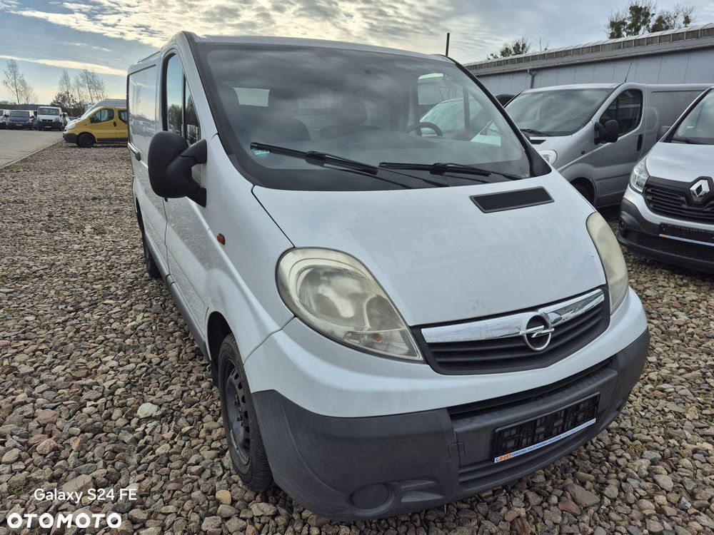 Opel Vivaro 2.0cdti z Niemiec Klima - 2