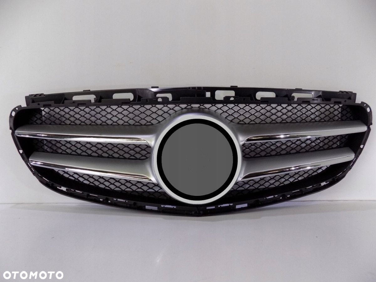 Mercedes E Klasa W212 Atrapa / Grill Kamera - 4177 - 5