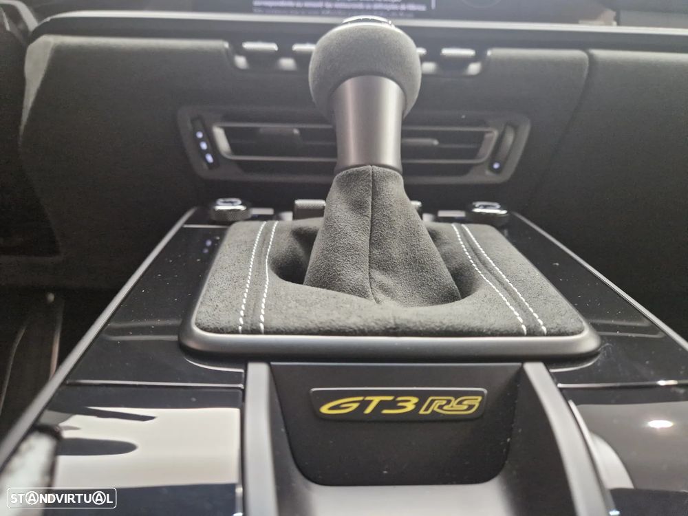 Porsche 911 (992) GT3 RS - 28