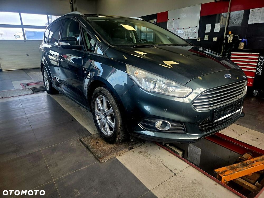 Ford S-Max 1.5 Eco Boost Start-Stopp Titanium - 36