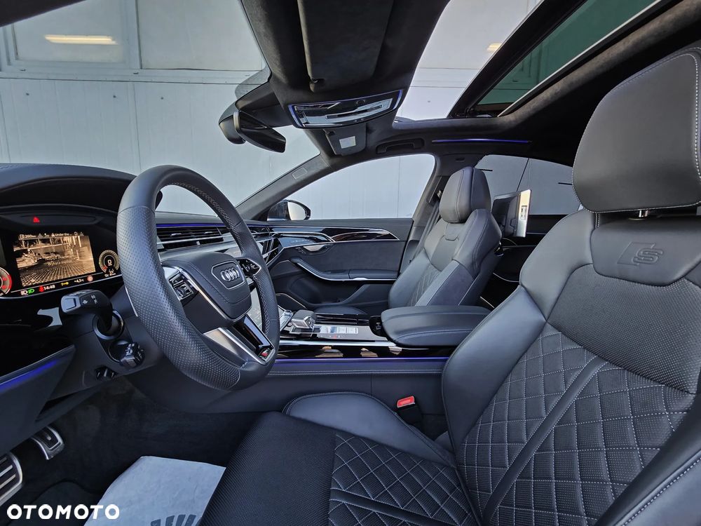 Audi A8 - 18