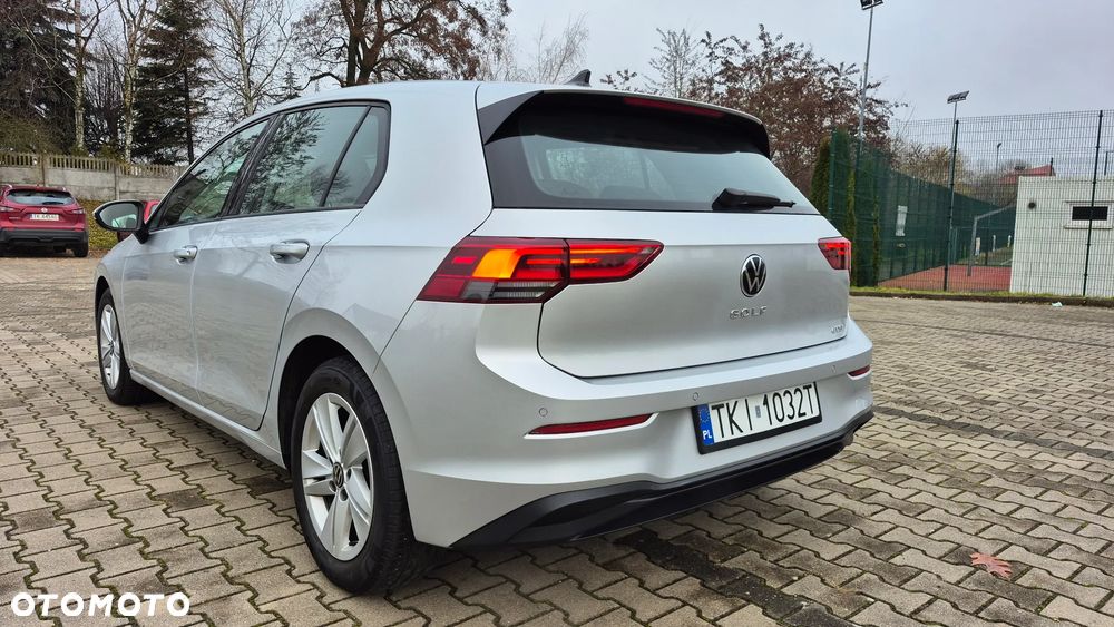 Volkswagen Golf VIII 1.5 eTSI EVO Life DSG - 6