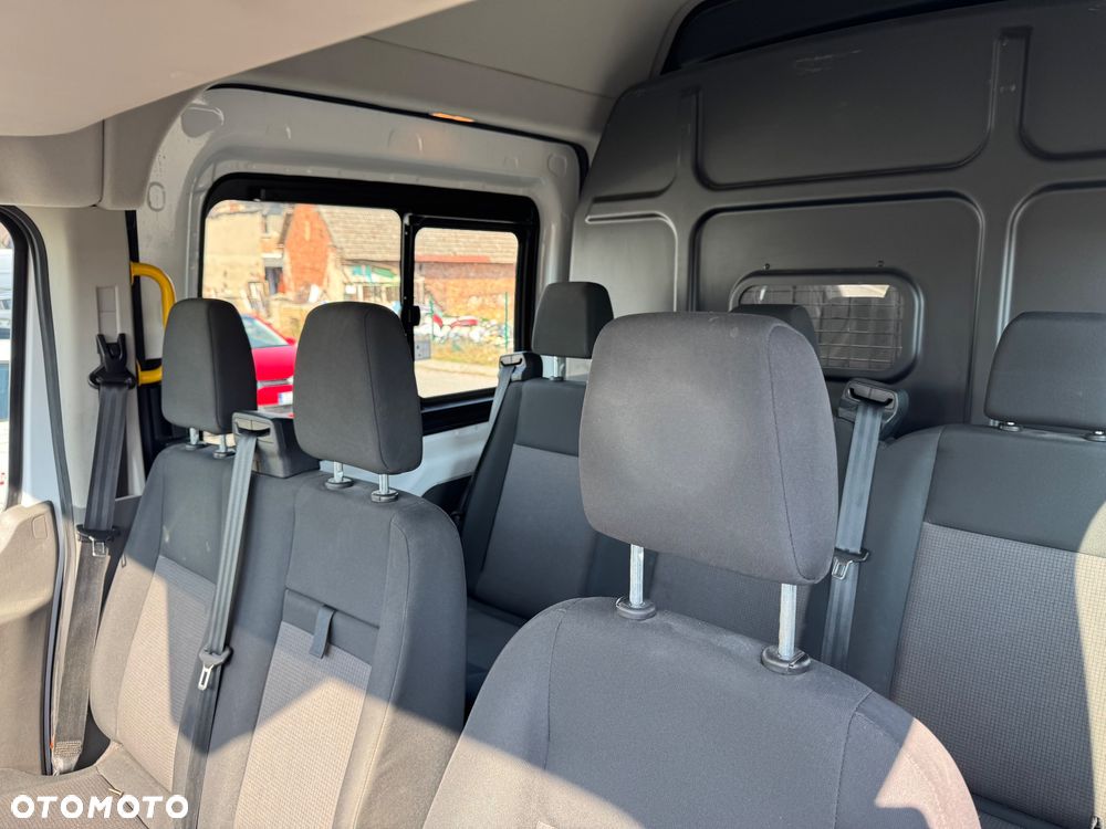 Ford Transit - 15