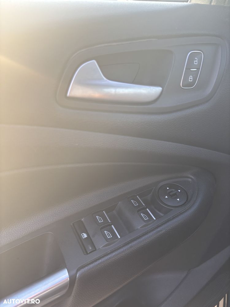 Ford Kuga 2.0 TDCi 4WD Powershift Trend - 16