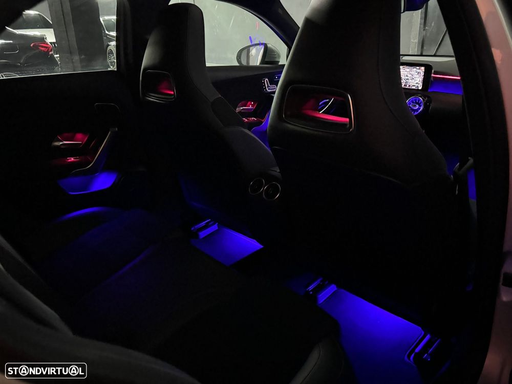 Mercedes-Benz A 180 7G-DCT AMG Line - 24