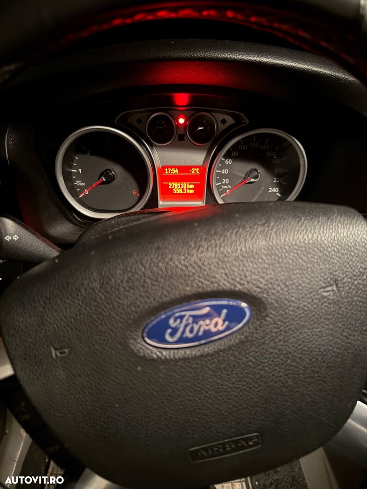 Ford Focus - 5