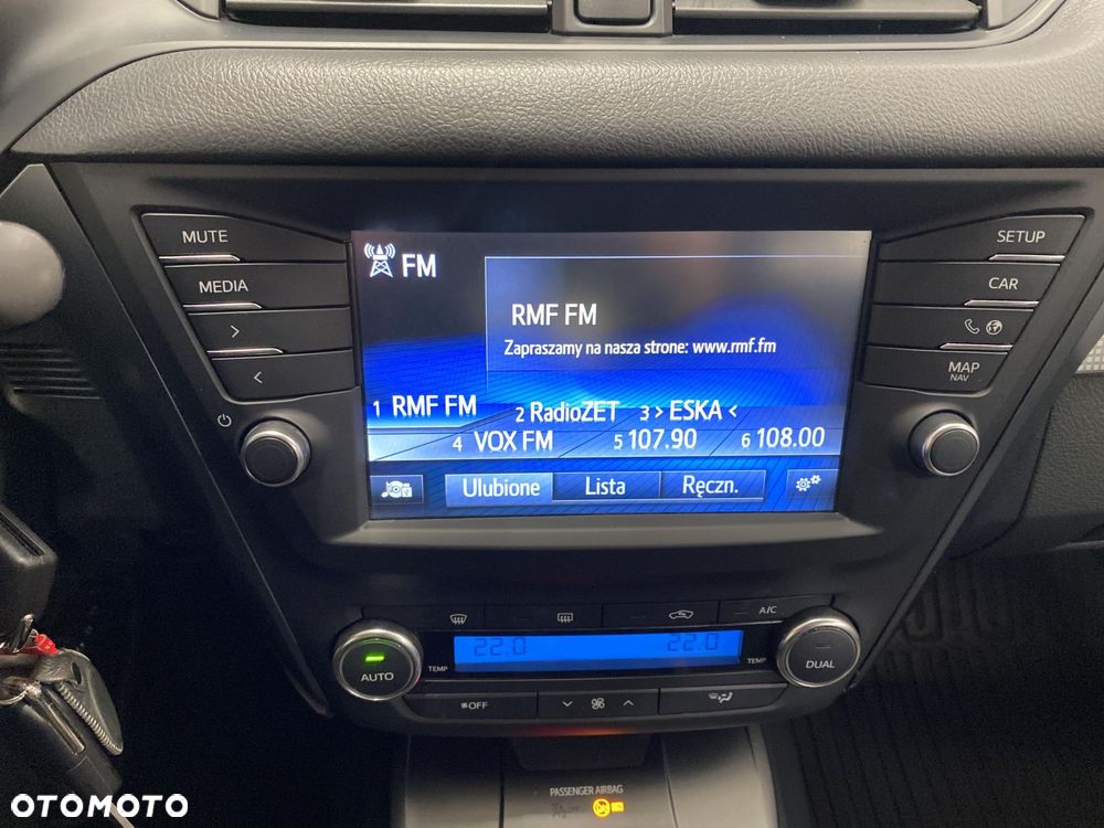 Toyota Avensis 2.0 D-4D Premium - 16