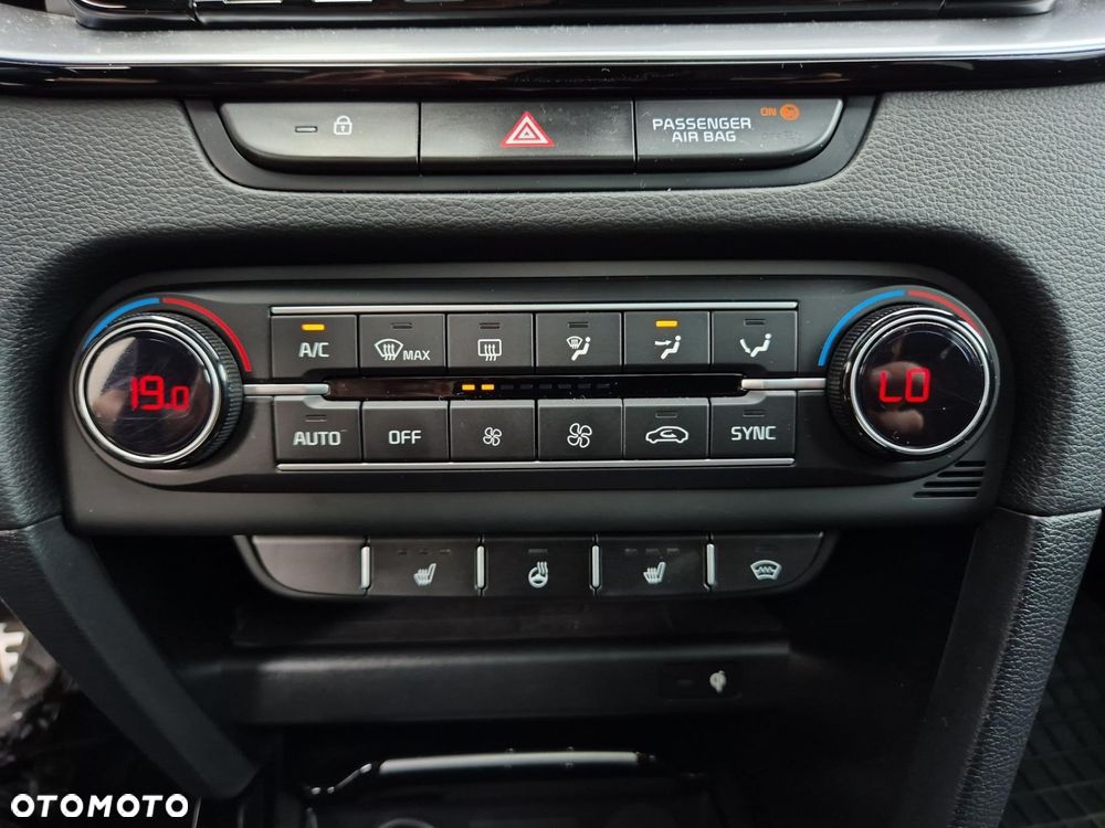 Kia ProCeed 1.6 T-GDI GT DCT - 22
