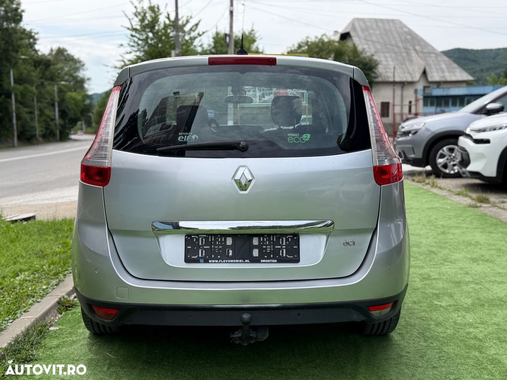 Renault Grand Scenic - 6