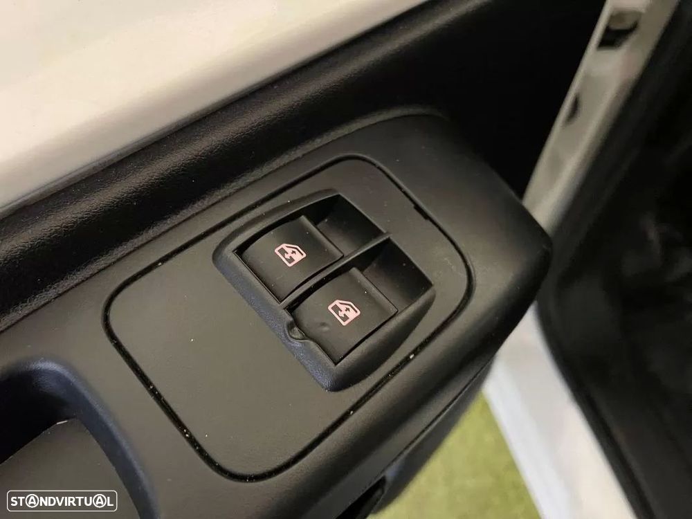 Fiat Fiorino 1.3 D Multijet - 29