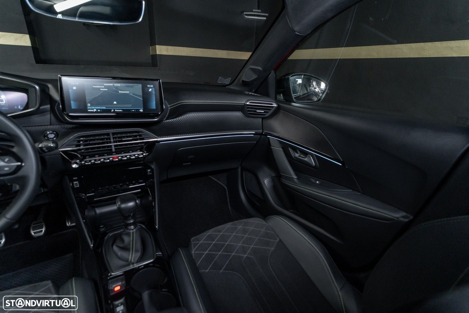 Peugeot 208 1.2 PureTech GT Line - 14