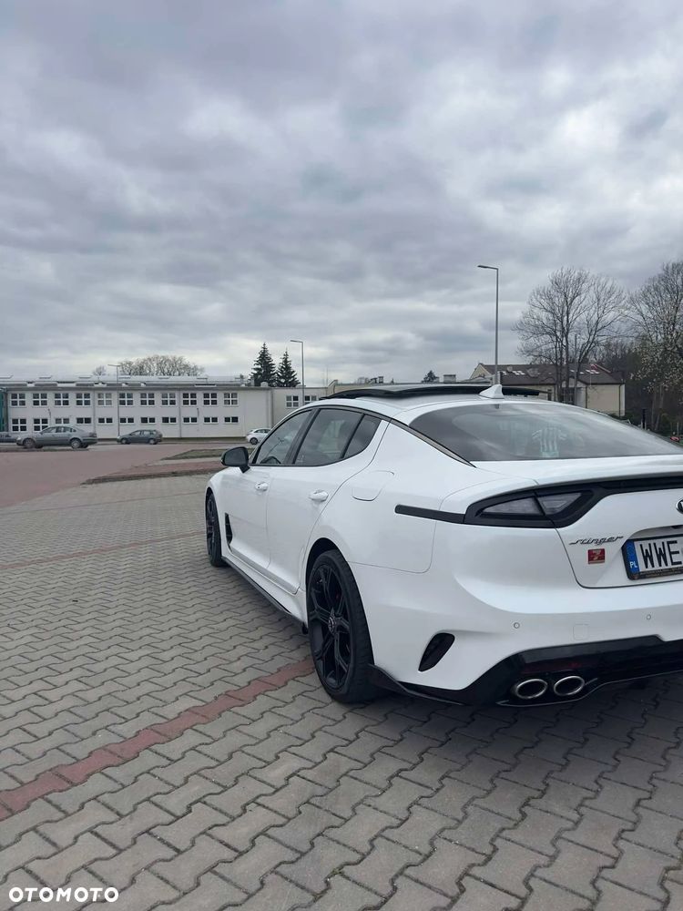 Kia Stinger 3.3 T-GDI V6 GT AWD - 10