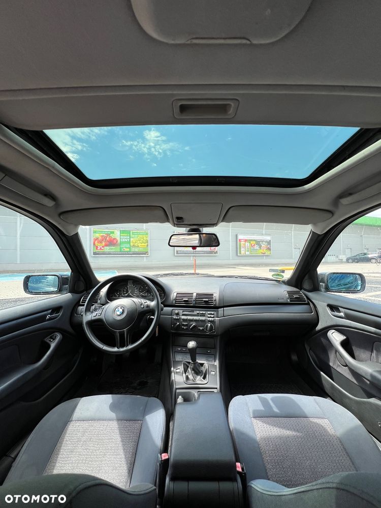 BMW Seria 3 318i - 5