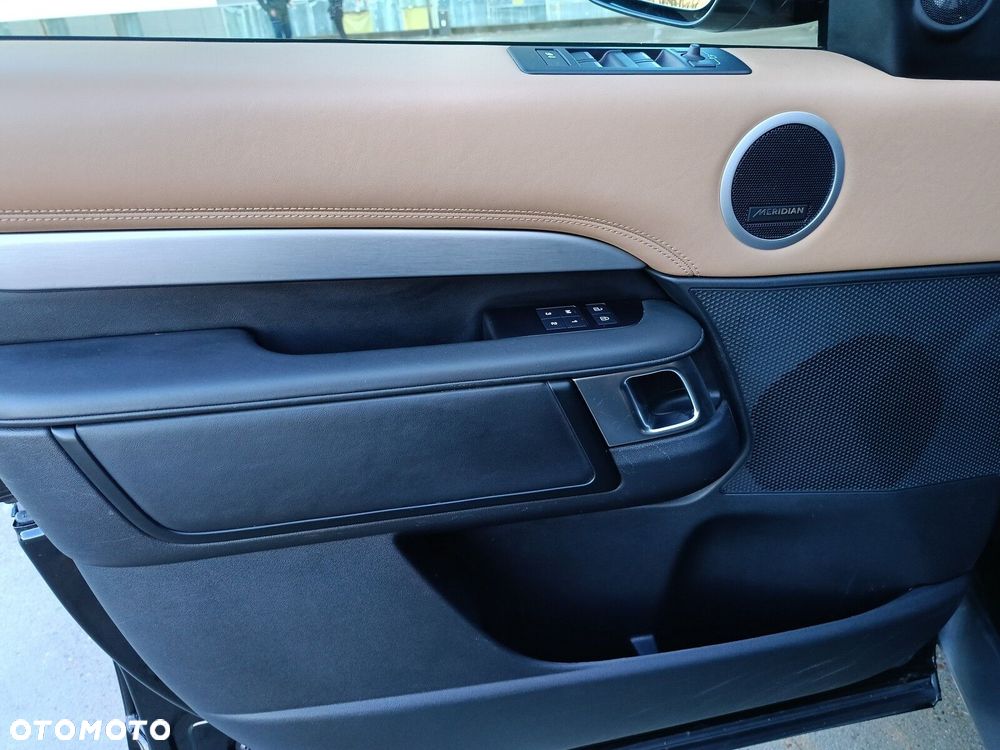 Land Rover Discovery - 28