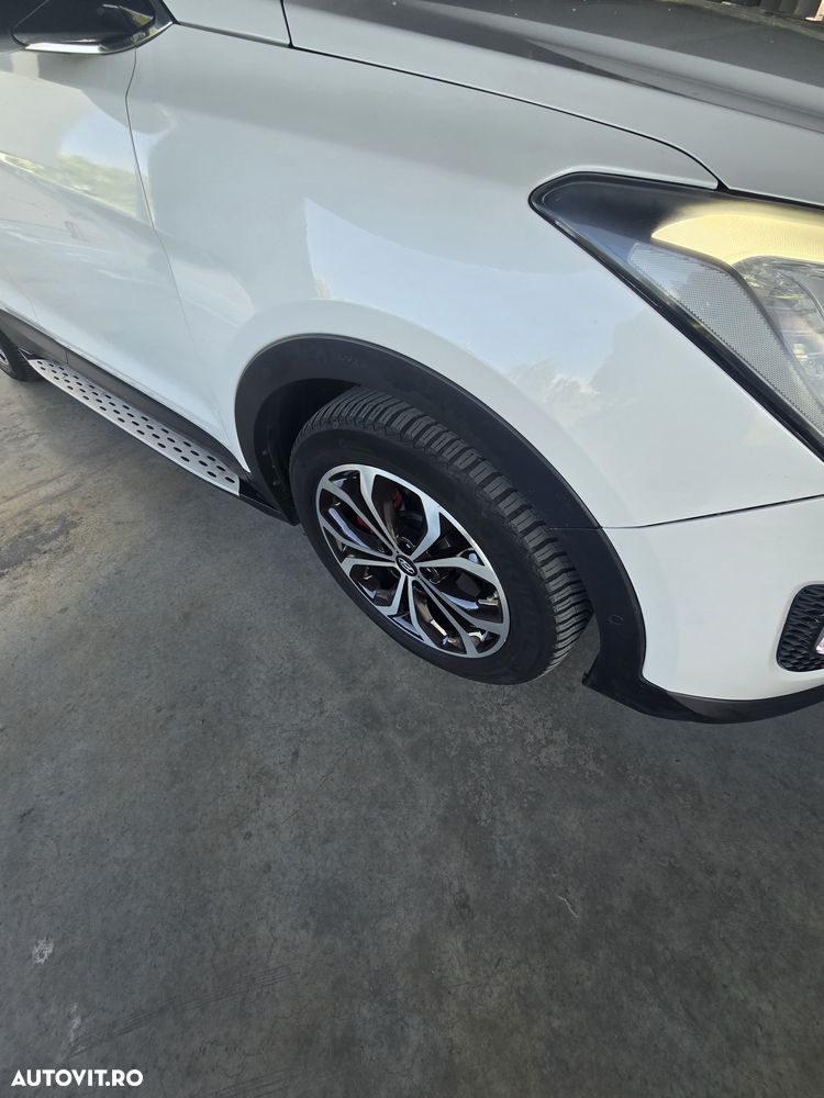 Hyundai Santa Fe - 7