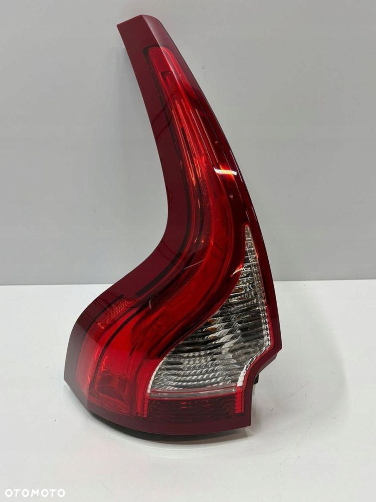 Volvo XC60 XC-60 I Lampa Lewa Tył Tylna 31395956 - 1