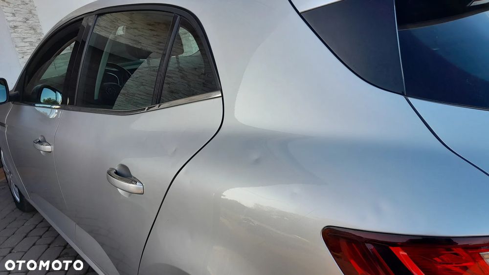Renault Megane - 19
