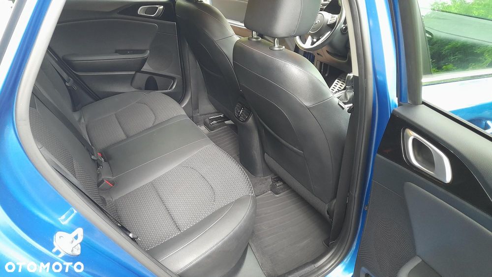 Kia Ceed 1.4 T-GDI L Business Line Plus - 9