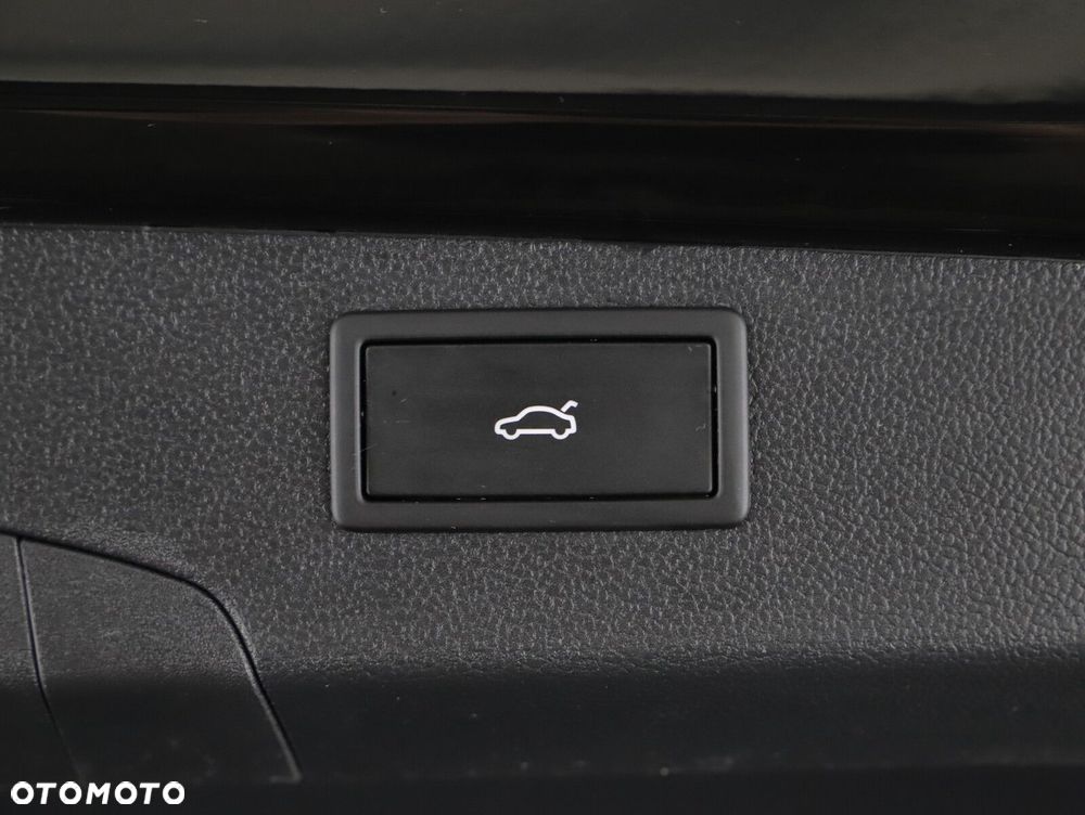 Volkswagen Passat - 25