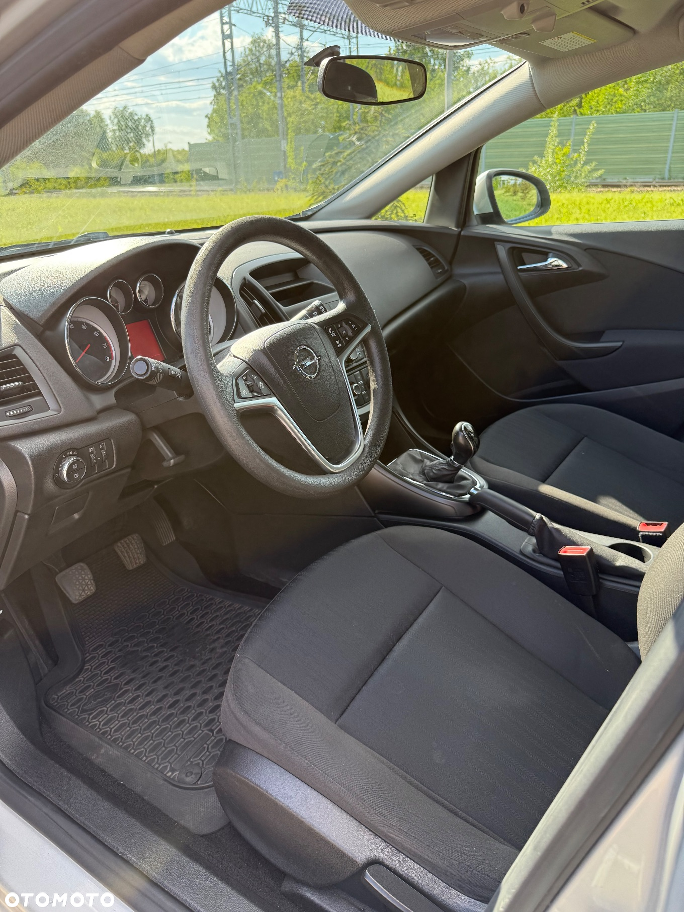 Opel Astra IV 1.6 Essentia - 11