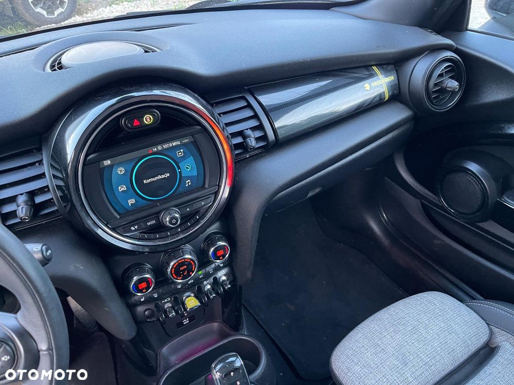 MINI Cooper SE Electric Trim - 9