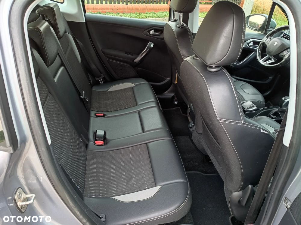 Peugeot 2008 - 7