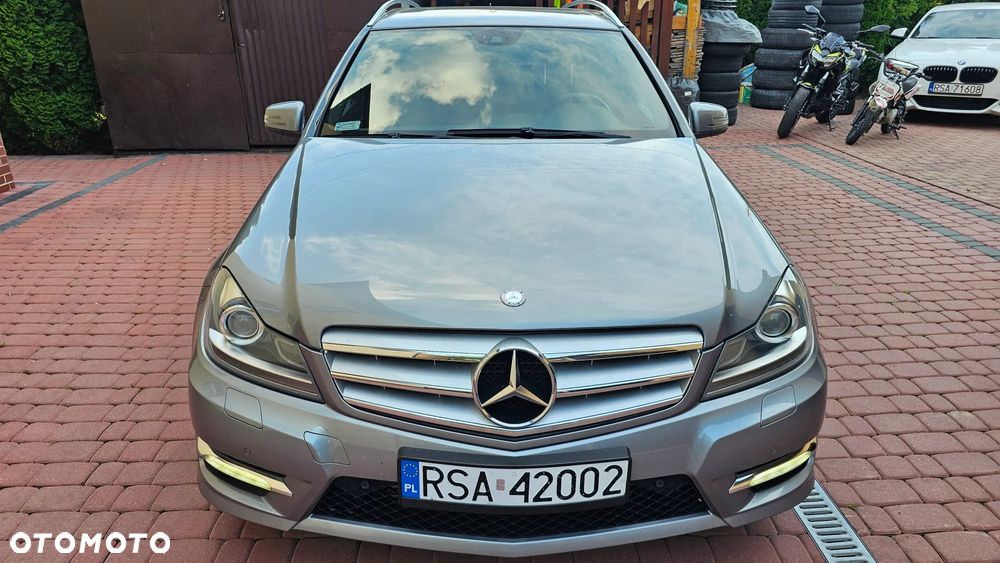 Mercedes-Benz Klasa C 350 T CDI DPF (BlueEFFICIENCY) 7G-TRONIC Avantgarde - 15