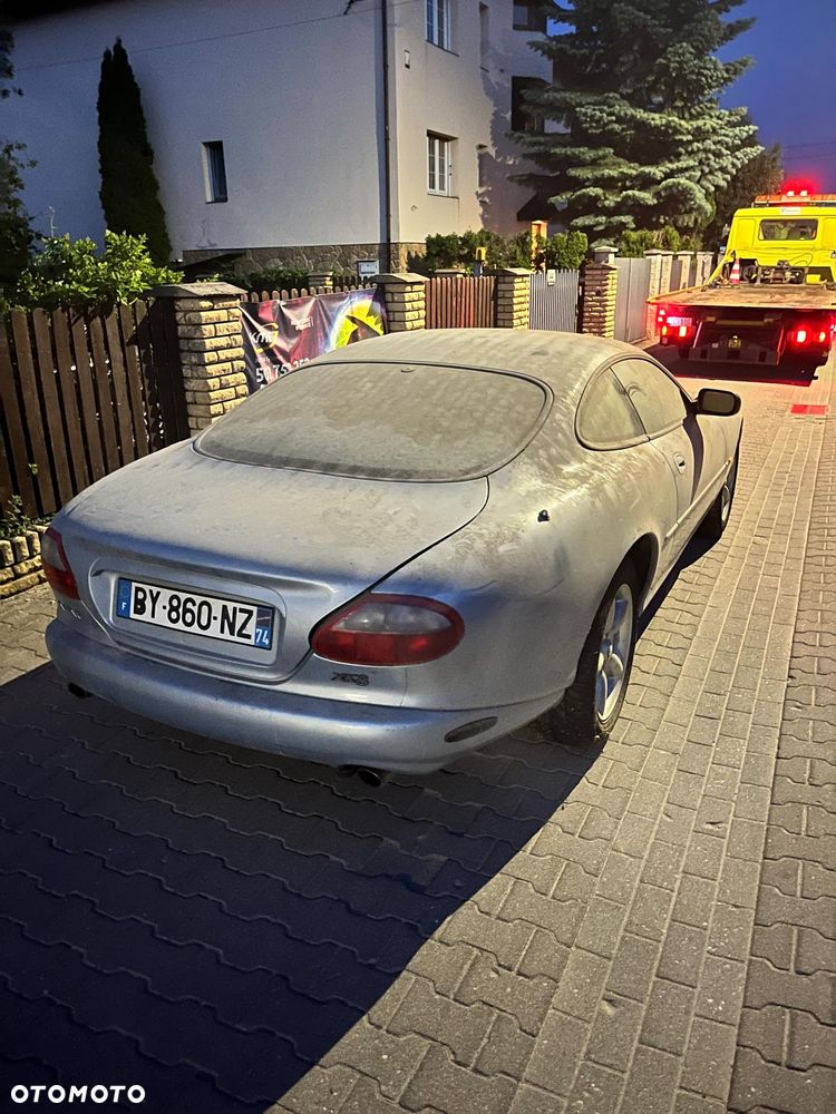 Jaguar XK8 - 20