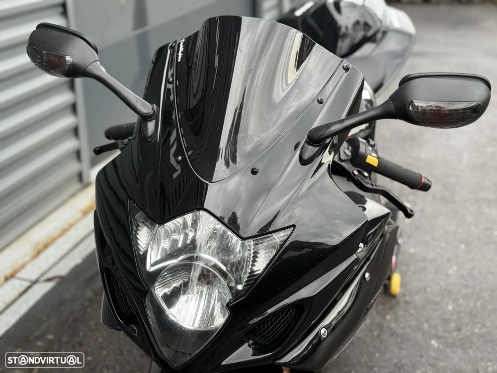 Suzuki GSX-R K5 1000 - 6