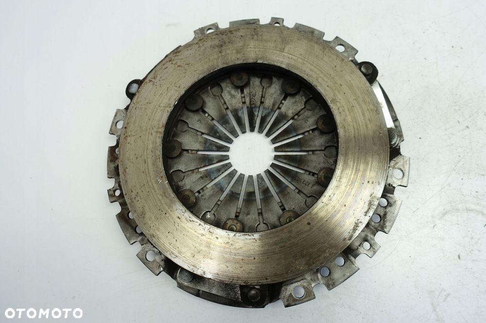 Isuzu D-Max 2.5 DITD SPRZĘGŁO TARCZA DOCISK - 12