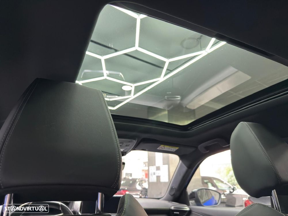 Peugeot 2008 1.2 PureTech GT Line EAT8 - 41