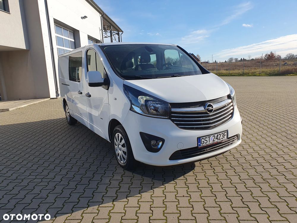 Opel Vivaro - 1