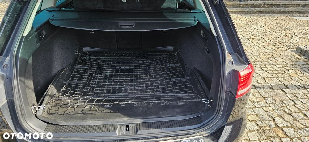 Volkswagen Passat Variant 2.0 TDI SCR DSG Comfortline - 10