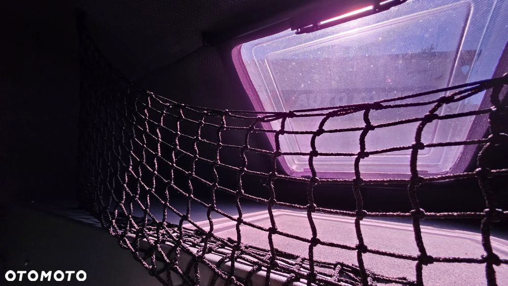 Volkswagen Crafter - 28