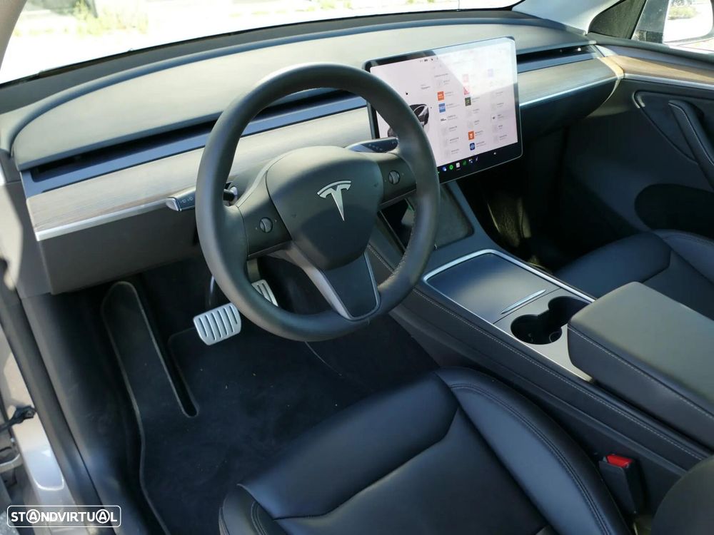 Tesla Model Y Performance Tração Integral - 23