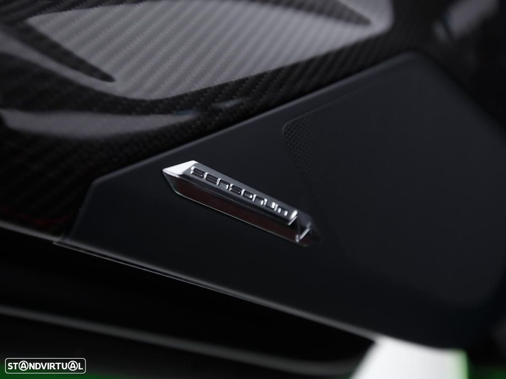 Lamborghini Aventador SVJ - 30