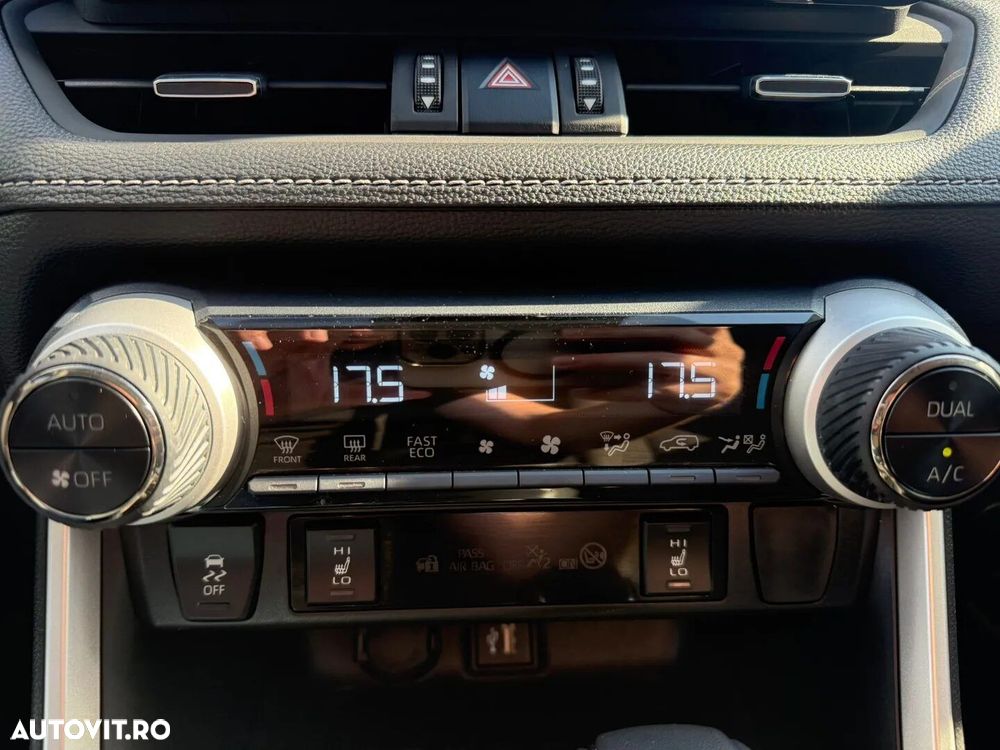 Toyota RAV4 - 17