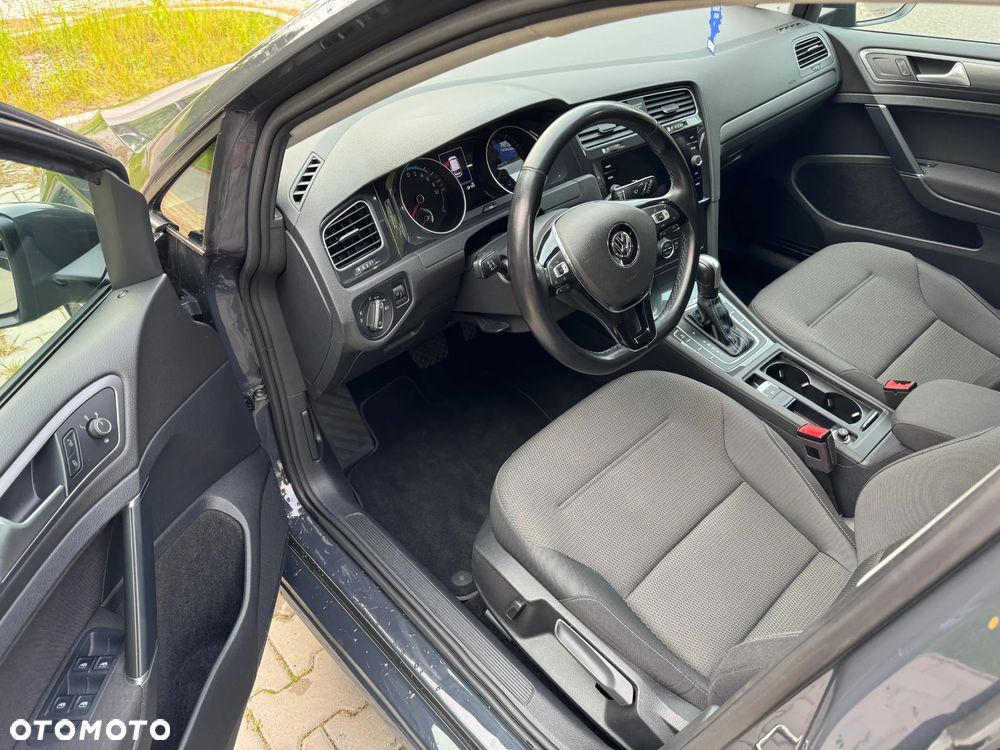 Volkswagen Golf e-Golf - 9