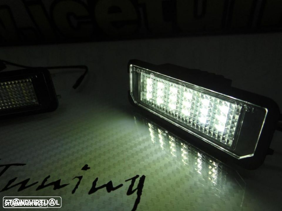 Suporte De Lâmpada De Matricula Com Led Branco Para Audi TT 8N 2-doors 1999-2006, VW EOS, Golf 4, 5, 6, 7, Lupo, Passat 3C, CC, Polo 6N2, 9N,9N3, Beetle, Passat B6, B7, Phaeton, Scirocco, Seat Altea, Exeo, Exeo ST, Ibiza 6J, Leon 1P, Skoda Superb 3T 4-drs Sedan 2008, Porsche Carrera GT, 911 Carrera 996, 997, GT2, GT3, Boxster 987, Cayene 9PA, Cayman 987C. - 15