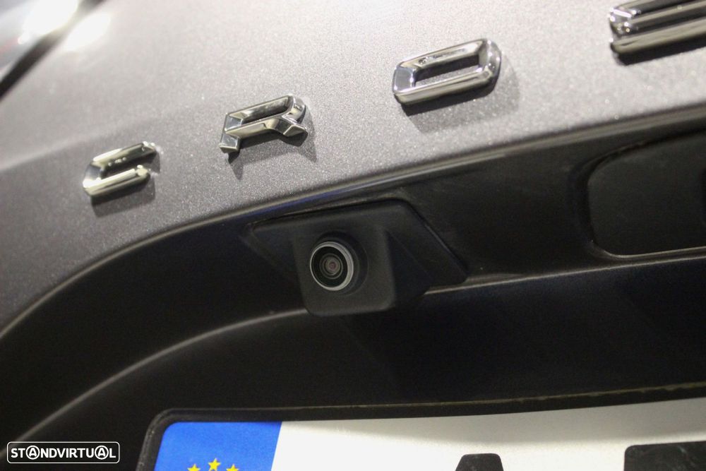 Opel Crossland 1.5 D Business - 16