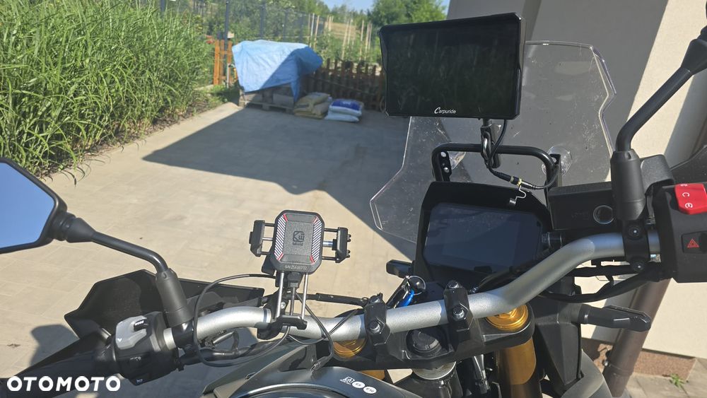 Suzuki V-STROM - 7