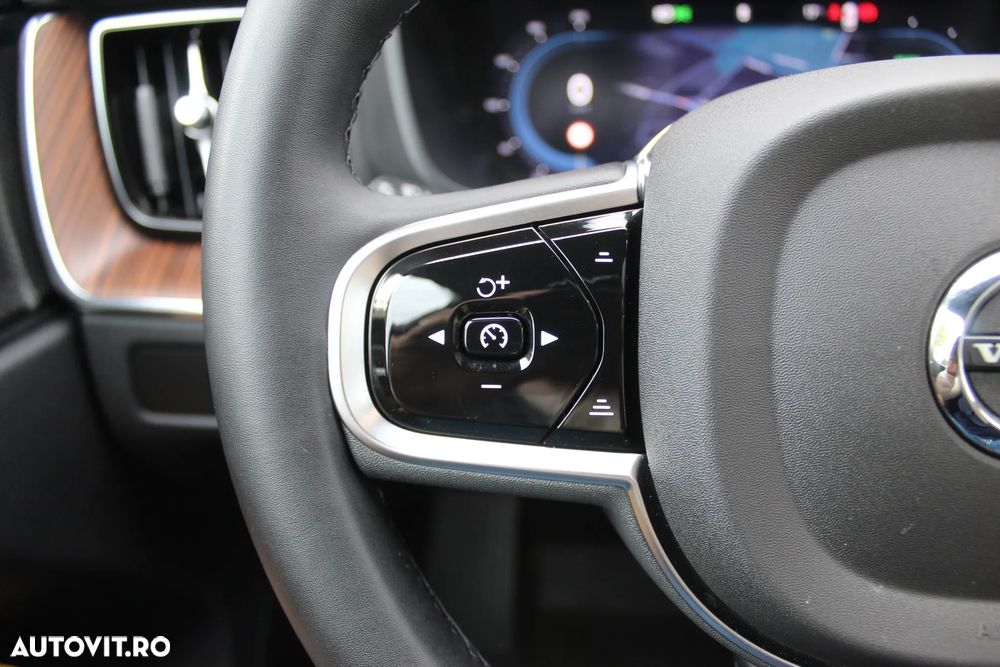 Volvo XC 60 - 18