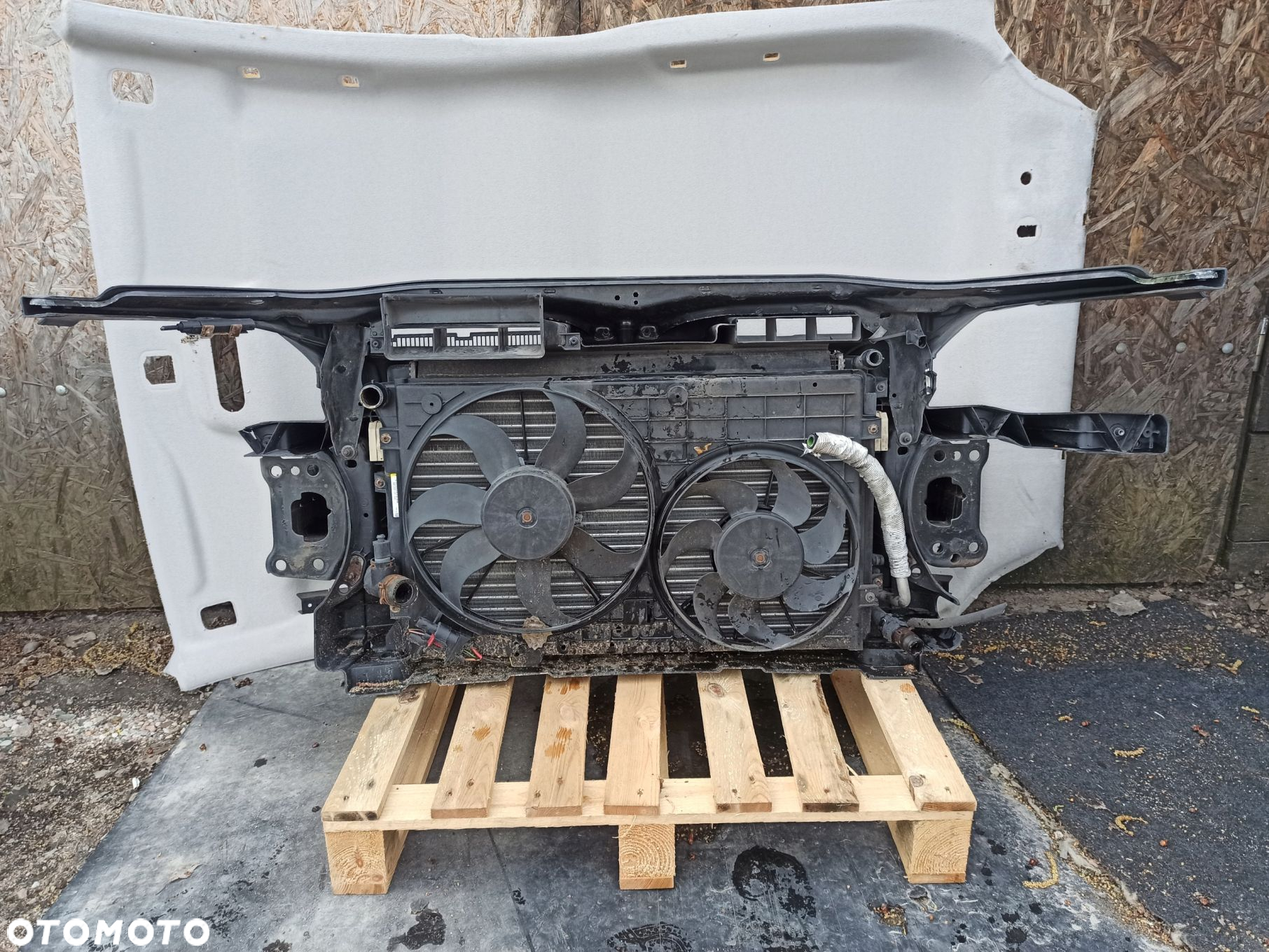 Pas przedni wzmocnienie komplet chłodnic VW PASSAT B6 1.4TSI - 10