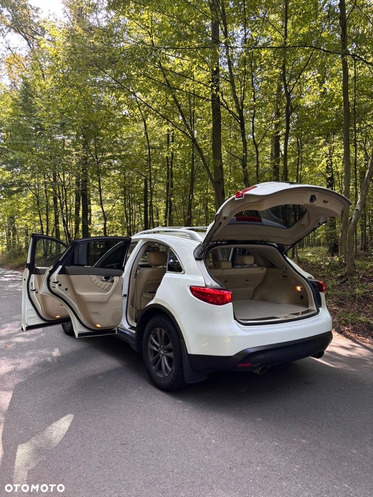 Infiniti FX FX35 - 11