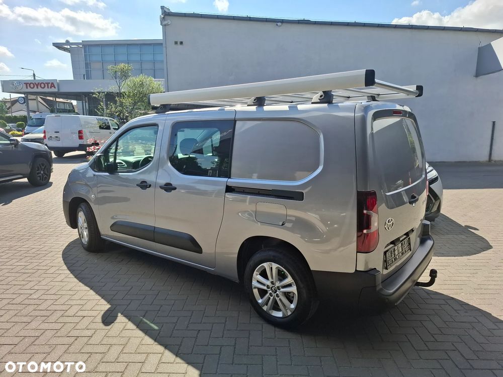 Toyota Proace City - 36