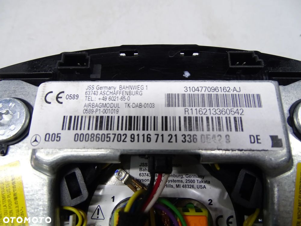 Mercedes C W204 PODUSZKA KIEROWCY AIRBAG 3 RAMIENNA 0008605702 - 3