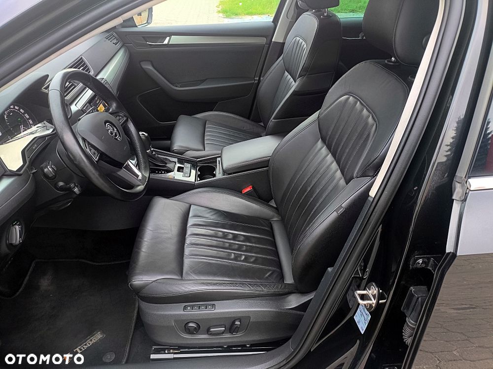 Skoda Superb 2.0 TDI DSG Premium Edition - 3